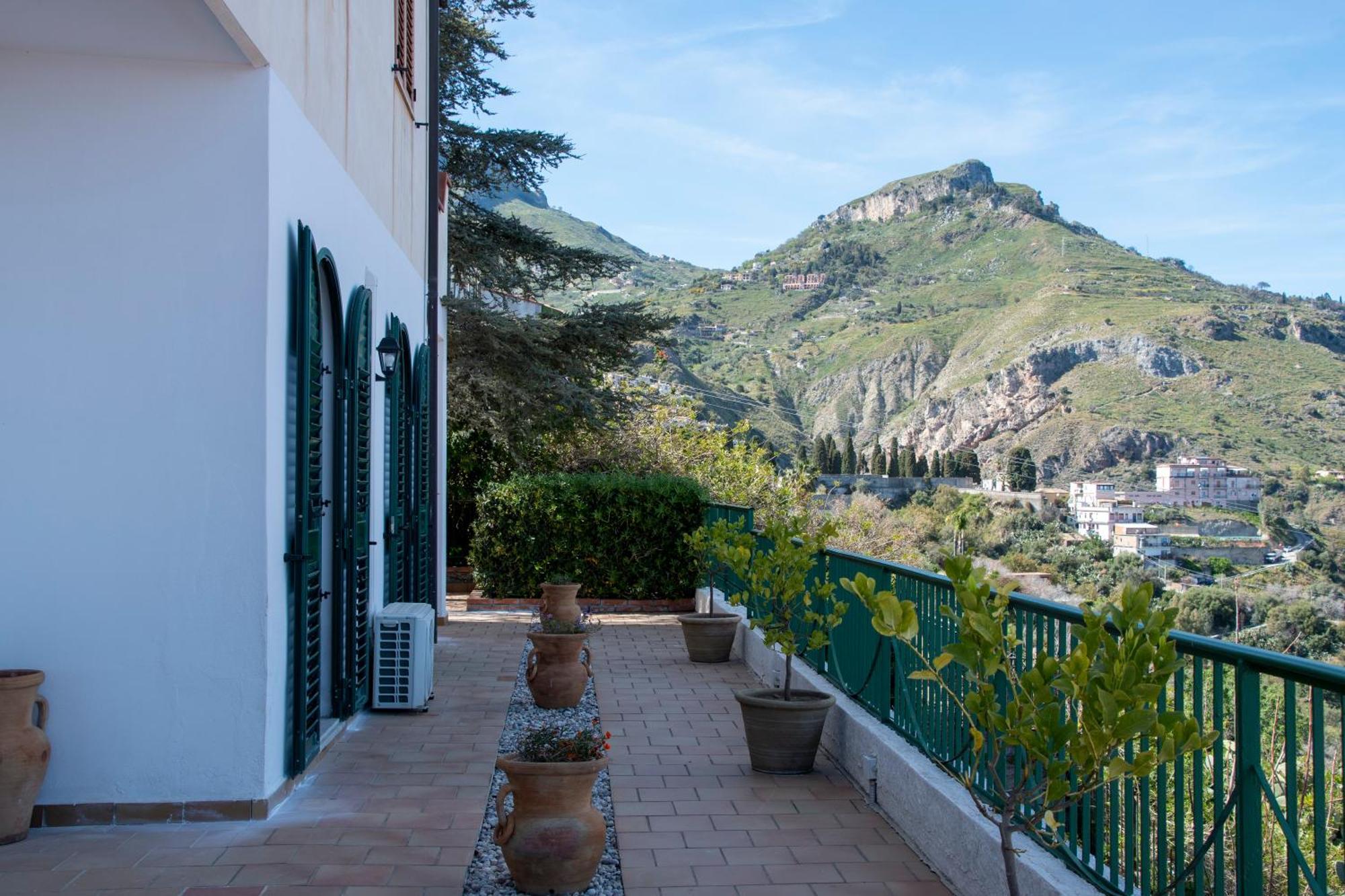 Taormina Holiday Apartment Exteriör bild